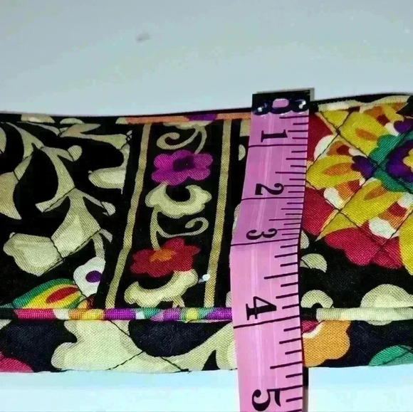 Vera Bradley Suzani Drawstring & Wrislet Set - Picture 11 of 12